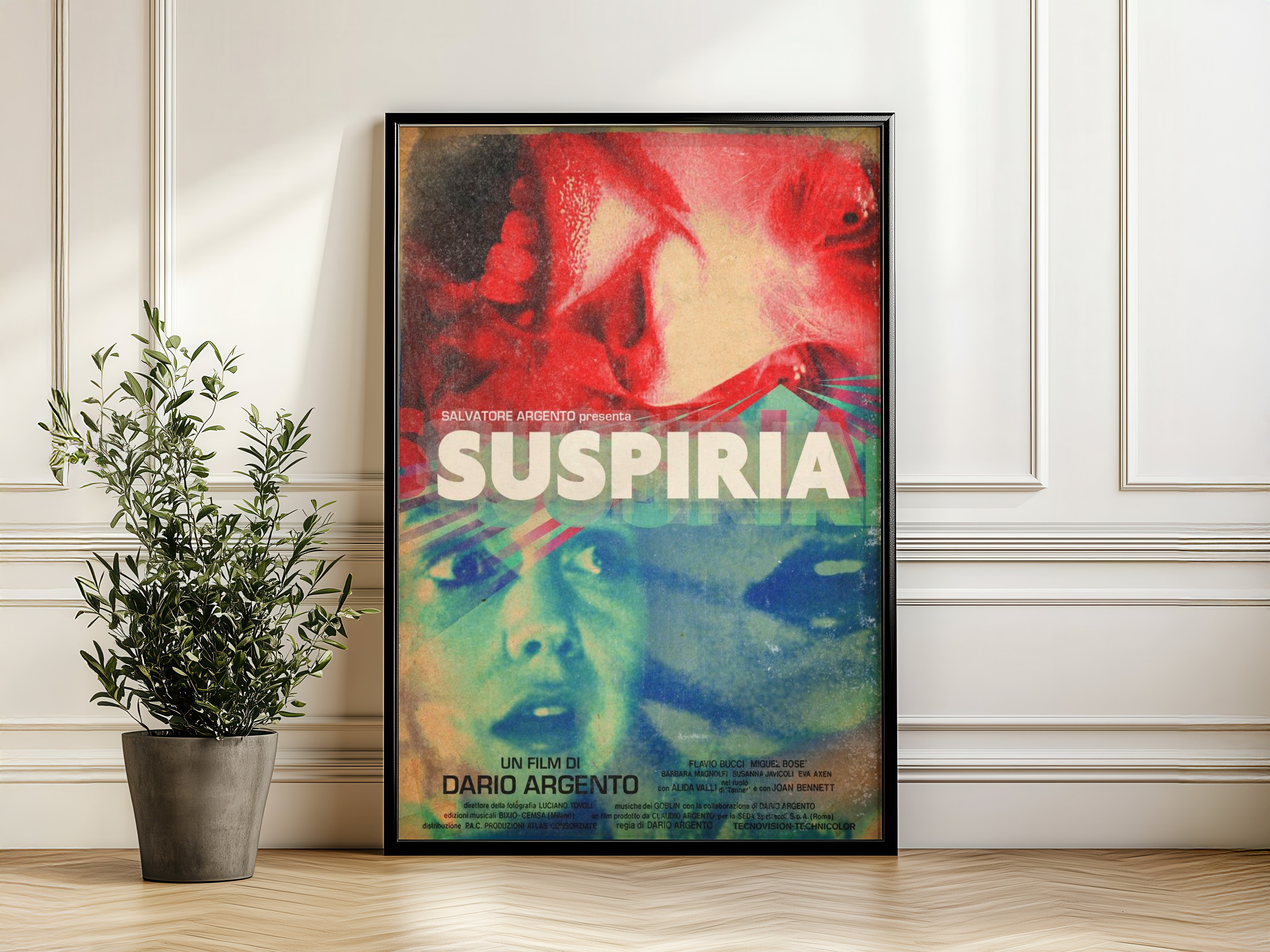 Suspiria (1977)